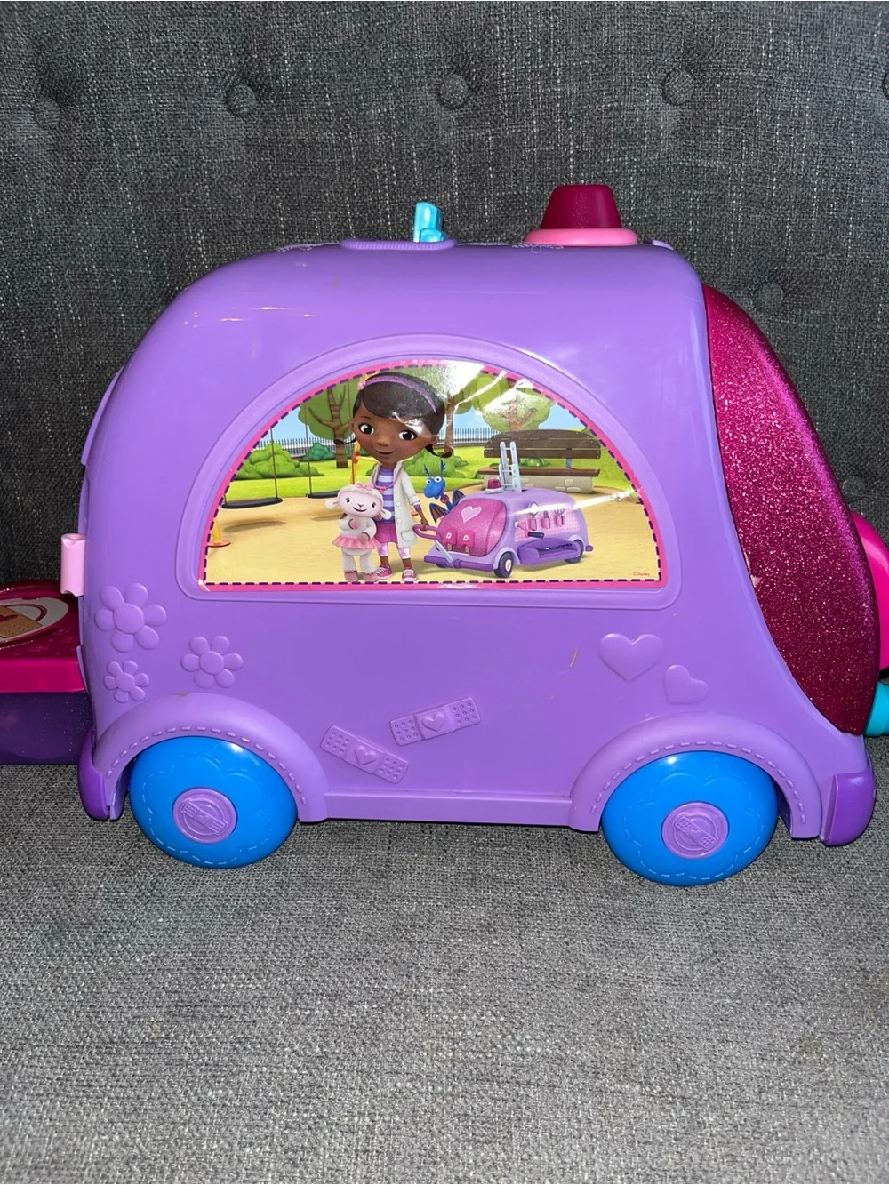 Disney Junior Doc McStuffins Get Better Talking Mobile Doctor Car RARE HTF